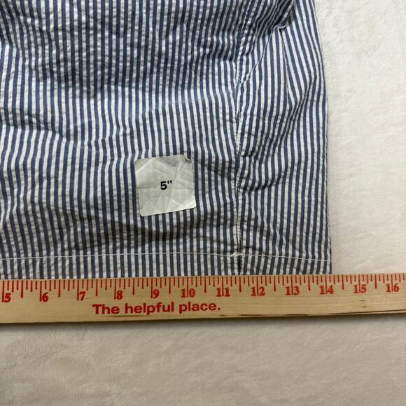 NWT Old Navy 18 Everyday Short Blue Striped Summer Casual Formal Beach Vacation - Picture 6 of 8